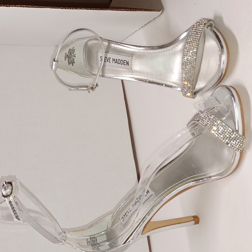 Steve Madden Stecy metallic silver rhinestones stilettos size 6.5 M ankle strap